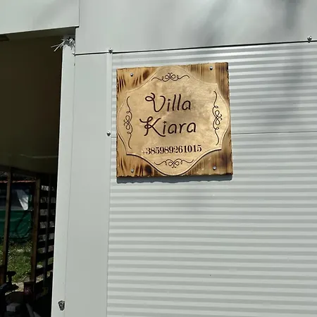 Kiara *
